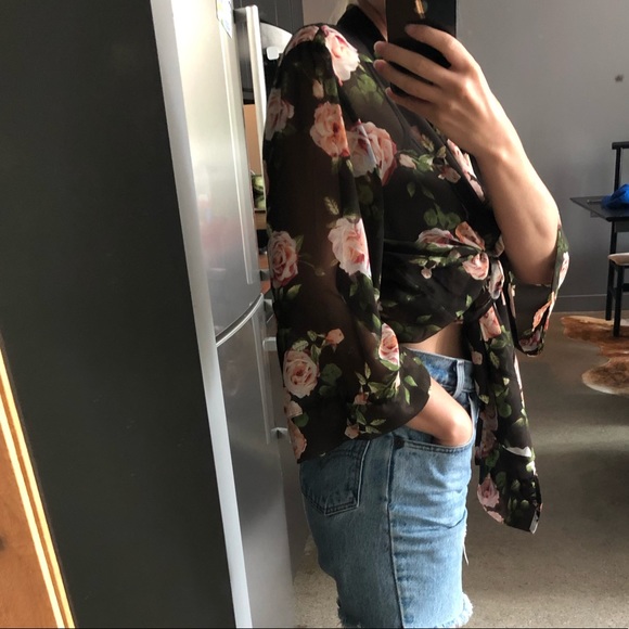 ❌SOLD❌ Blouse/Kimono Similar to For Love and Lemons - Picture 3 of 8